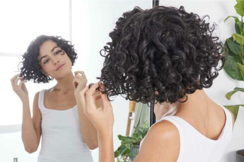 Entretien cheveux bouclés : les 10 erreurs à éviter – La Belle Boucle